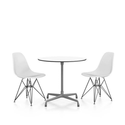Cadeira Eames DSR em Plástico / Base Preta